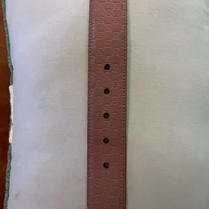 Gucci embossed belt- only wore 2x beautiful belt size 80-32 US sizes 4 & 6 & 8 Gucci | Accessories | Gucci Embossed Belt Only Wore 2x  main image 2